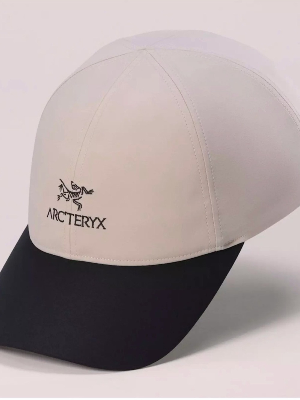 Arc'teryx Two-Tone Baseball Cap in Beige and Black Unisex Bird Word Cap S/M